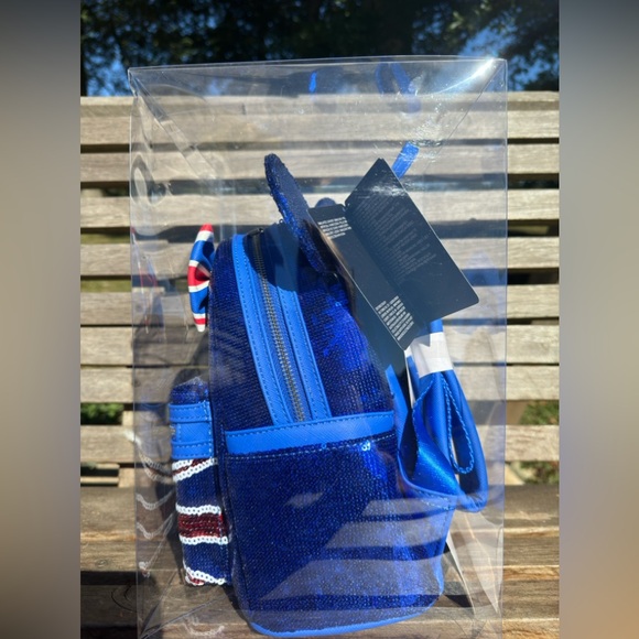 Union Jack Loungefly Backpack - Picture 4 of 7